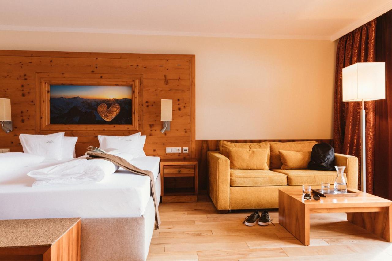 Gartenhotel Linde 4 Sterne Superior Ried im Oberinntal Luaran gambar