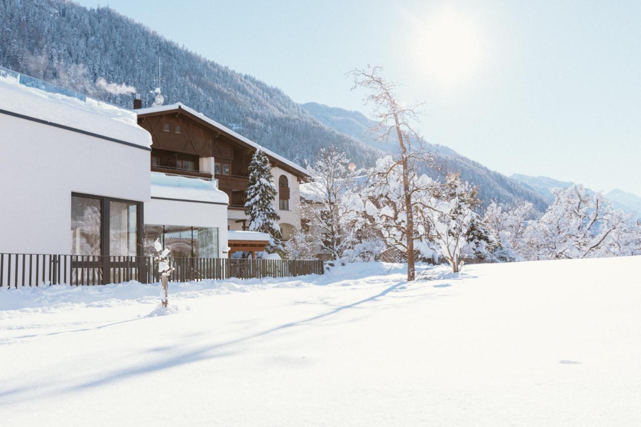 Gartenhotel Linde 4 Sterne Superior Ried im Oberinntal Luaran gambar