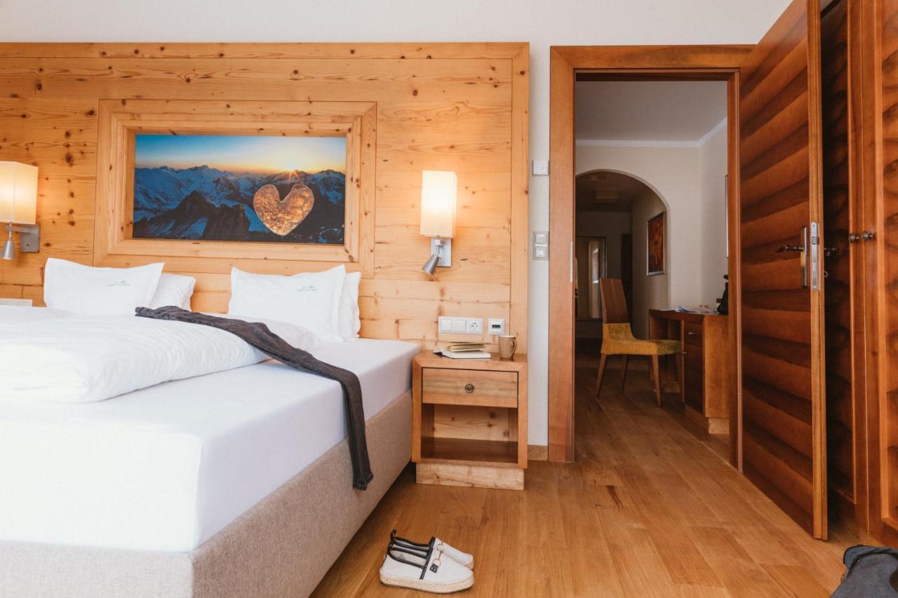 Gartenhotel Linde 4 Sterne Superior Ried im Oberinntal Luaran gambar